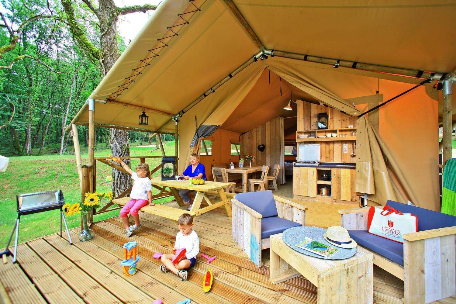 Eco-friendly lodging